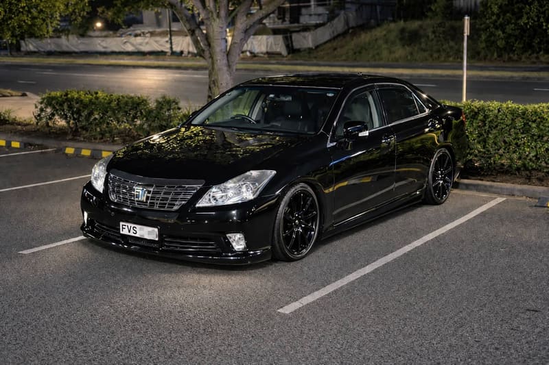 Toyota Crown Athlete delivered to a JapanAuc buyer in Australia