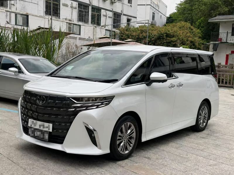 Toyota Alphard delivered to a JapanAuc buyer in Hong Kong