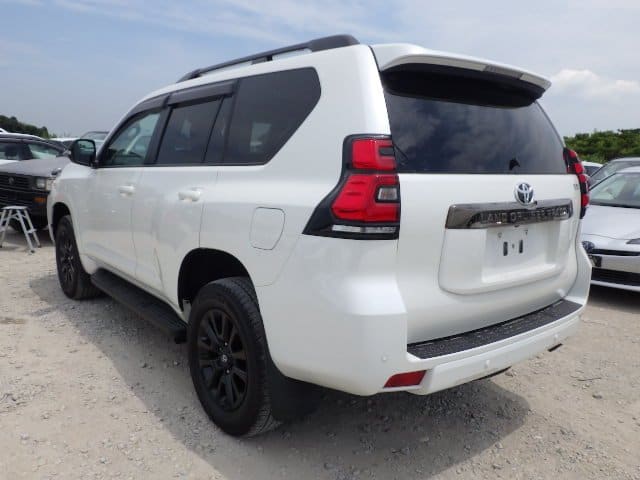 Toyota Land Cruiser Prado 4