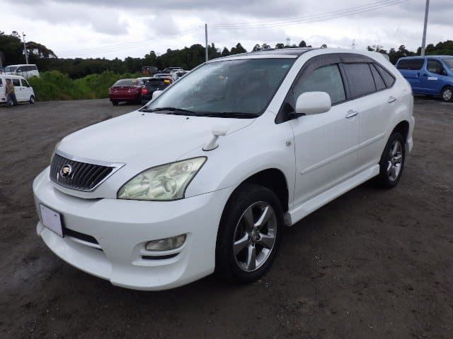 Toyota Harrier 3