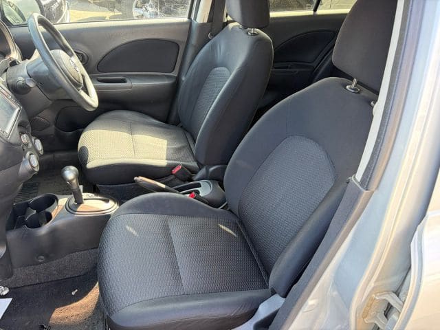 Nissan March 6