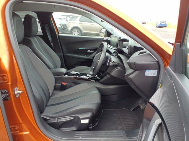 Peugeot 2008 5