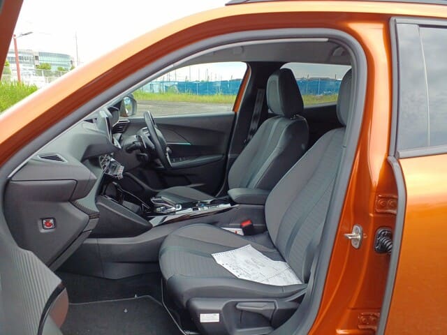 Peugeot 2008 6