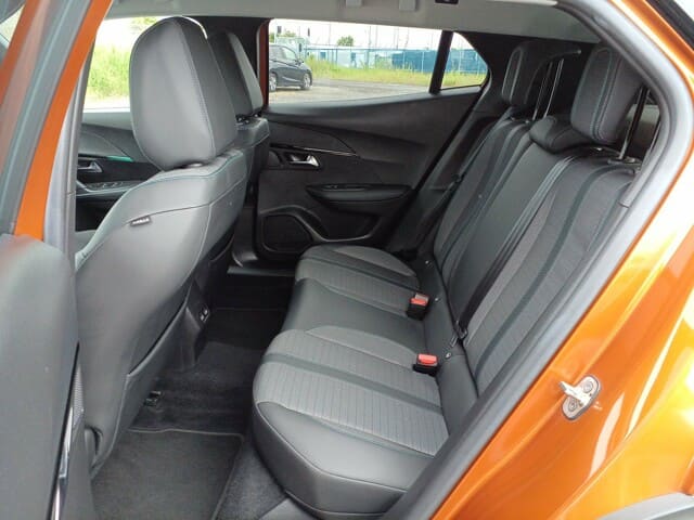 Peugeot 2008 7