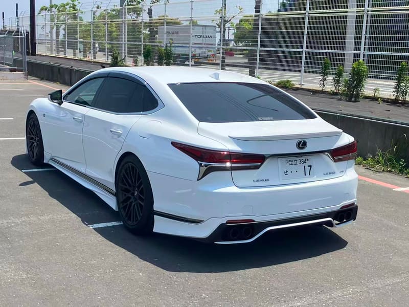 Lexus LS500 4