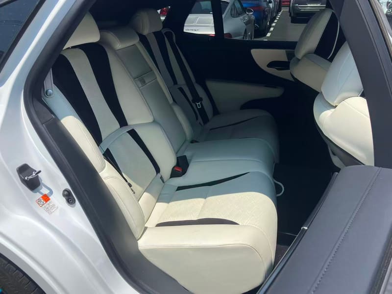 Lexus LS500 6