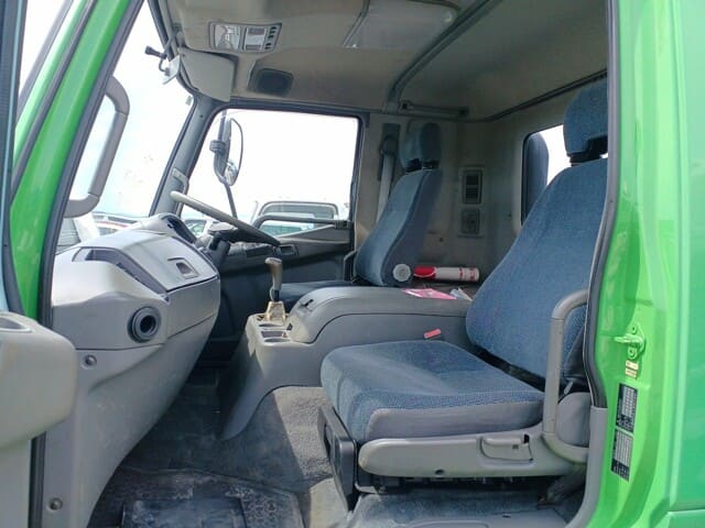 Mitsubishi Fuso Fighter 6