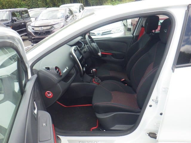 Renault Lutecia 5