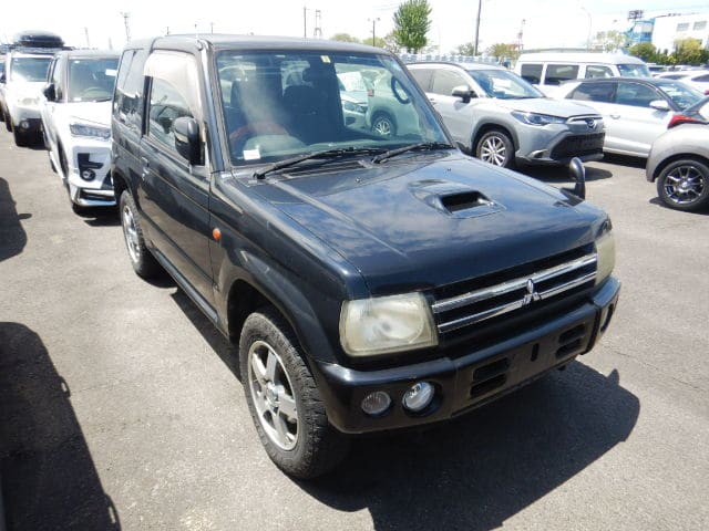 2006 Mitsubishi Pajero Mini