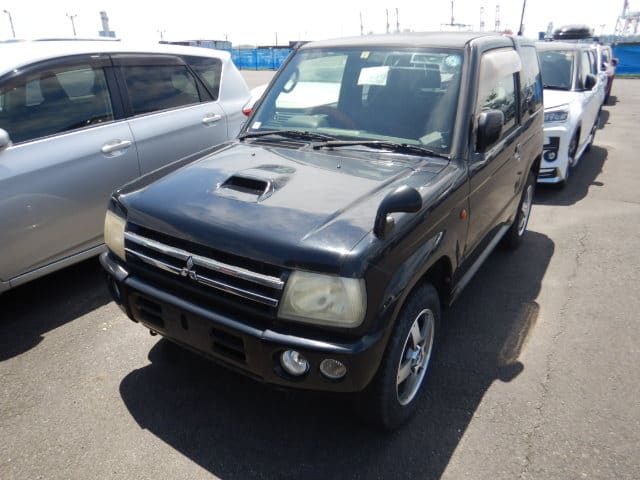 Mitsubishi Pajero Mini 4