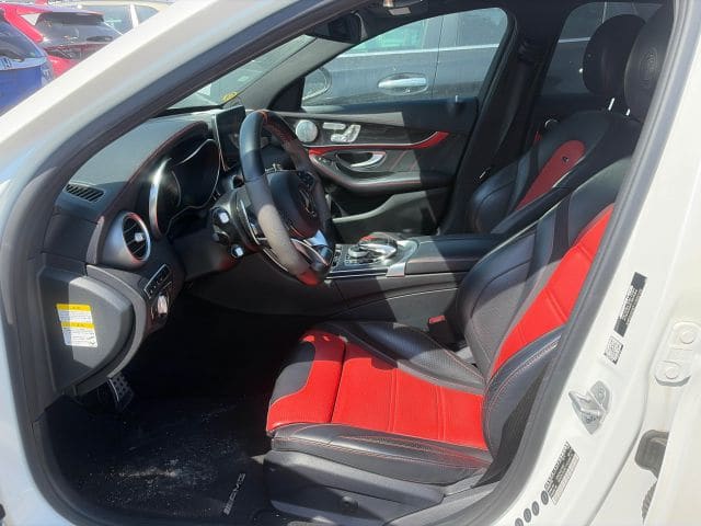 Mercedes Benz AMG C63 5