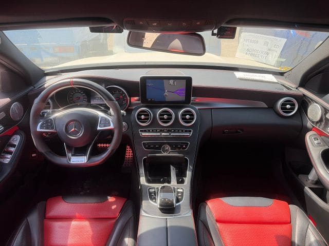 Mercedes Benz AMG C63 7