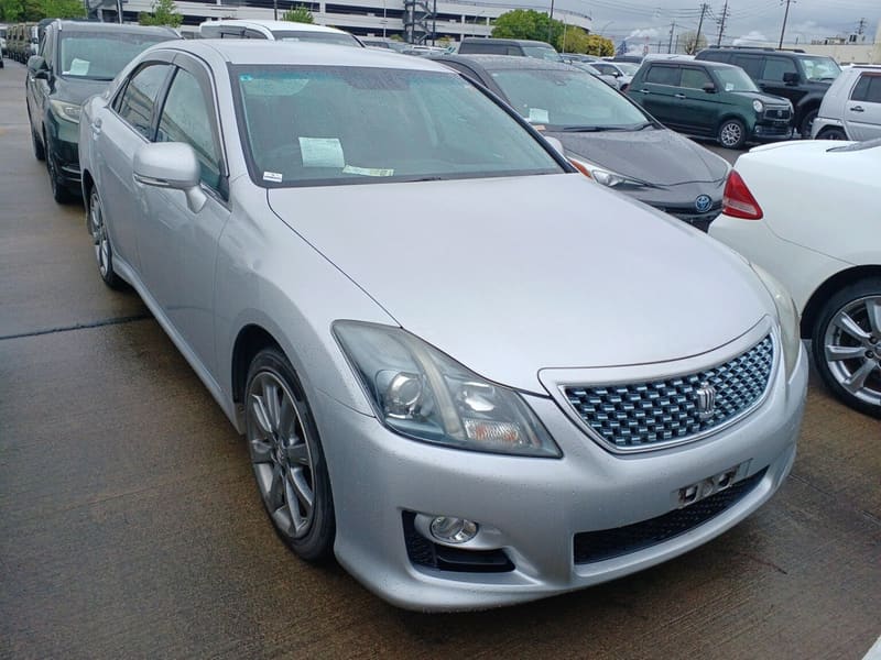 2009 Toyota Crown