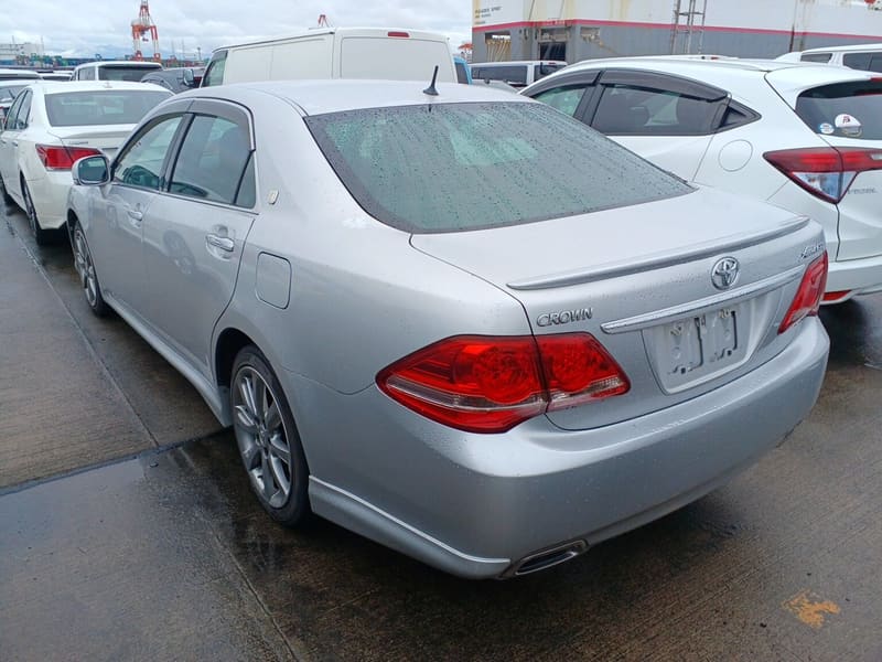 Toyota Crown 3