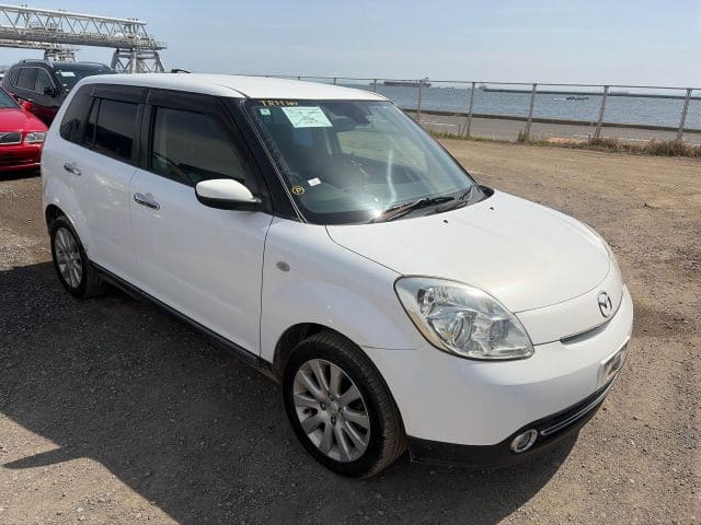 2012 Mazda Verisa