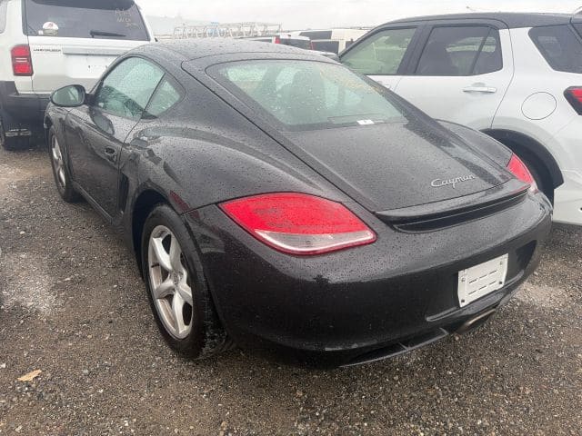 Porsche Cayman 3