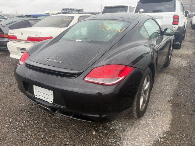 Porsche Cayman 4