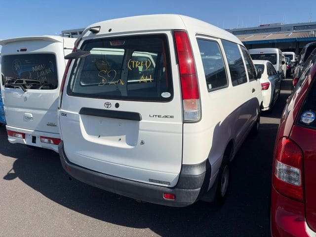 Toyota Lite Ace VAN 4