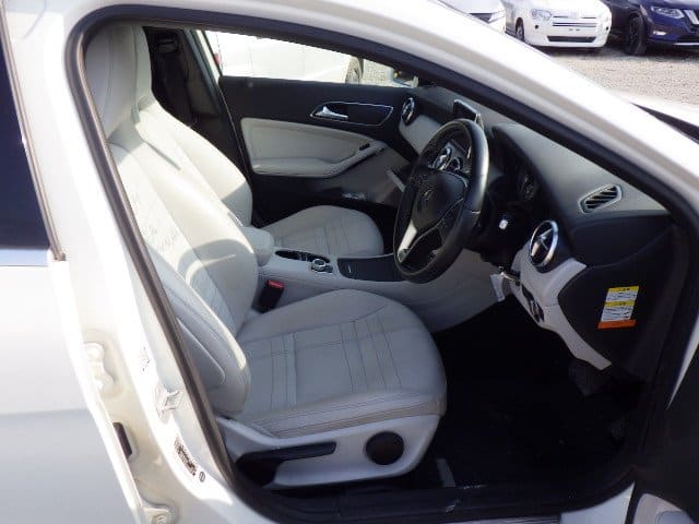 Mercedes Benz A Class 6