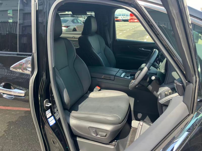 Toyota Alphard 5