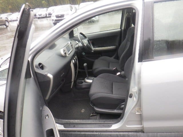 Toyota IST 5