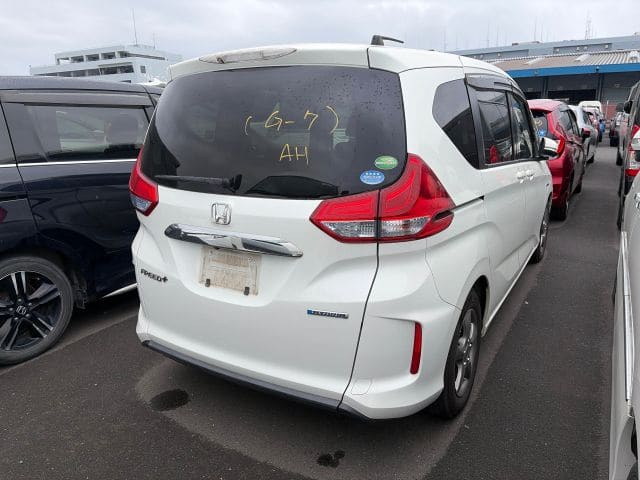 Honda Freed 4