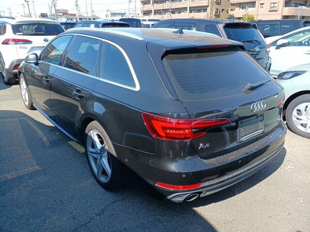 Audi A4 Avant 3
