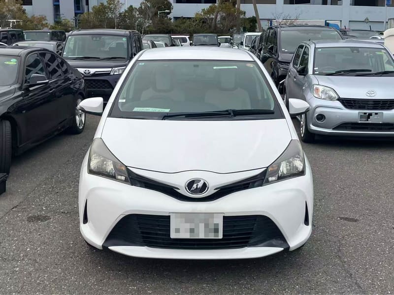 Toyota Vitz 2