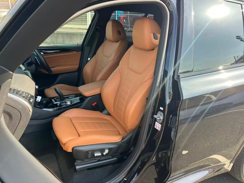BMW X3 7