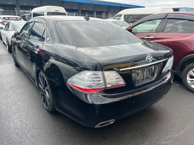 Toyota Crown 3