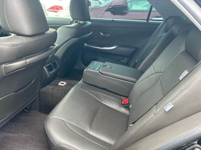 Toyota Crown 6