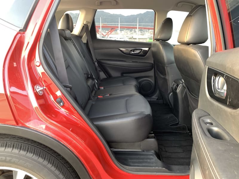 Nissan X-Trail 7