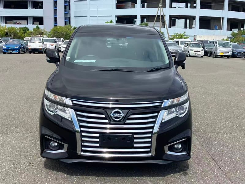 Nissan Elgrand 2