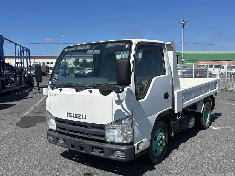 Isuzu ELF 3
