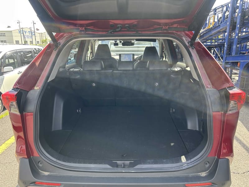Toyota RAV4 8