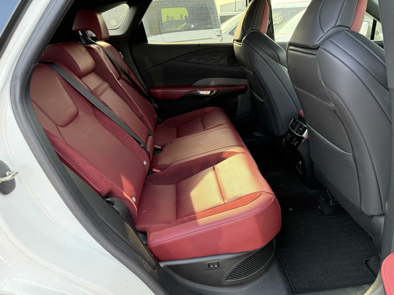 Lexus RX500h 5
