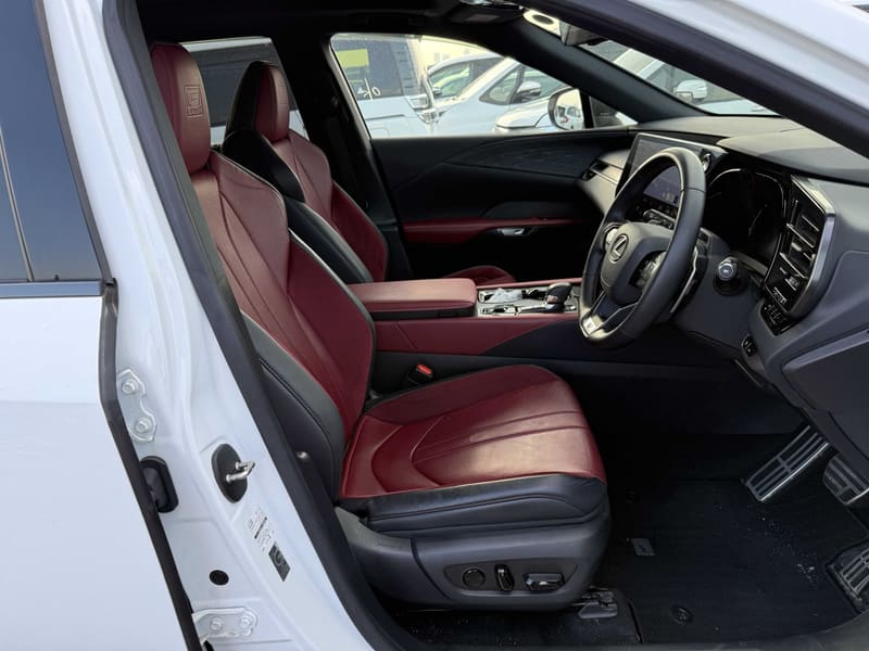 Lexus RX500h 7