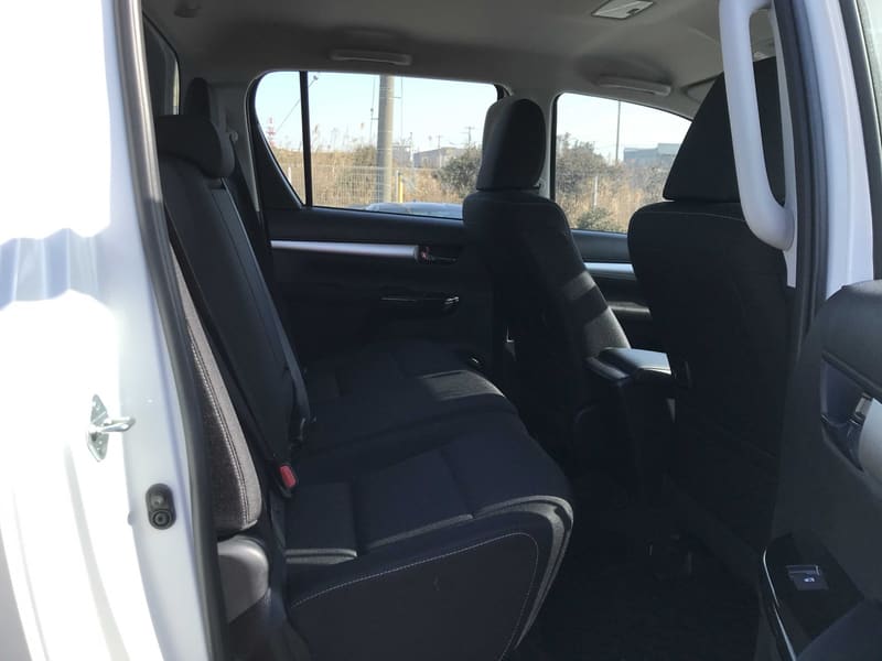 Toyota Hilux 6