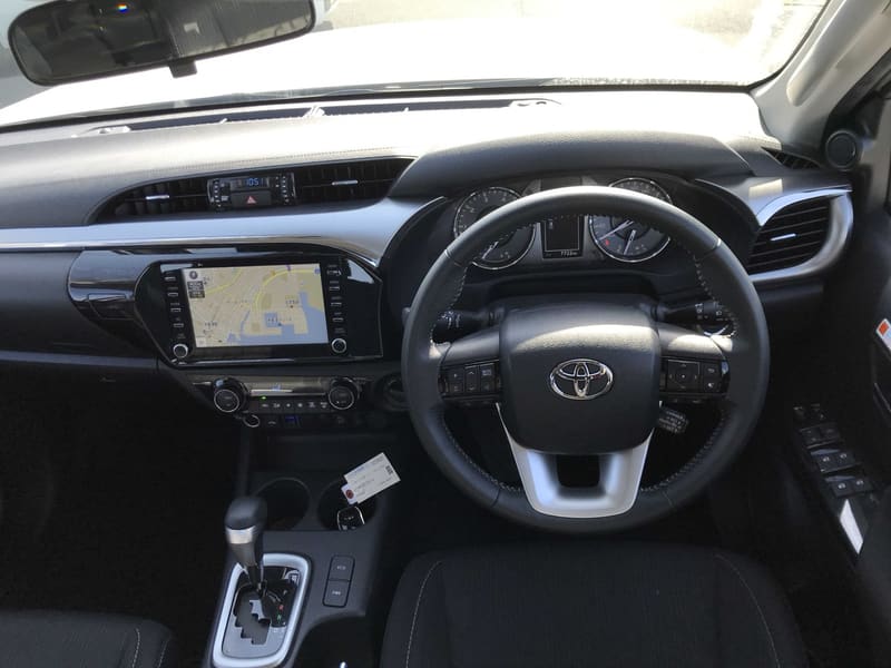 Toyota Hilux 7