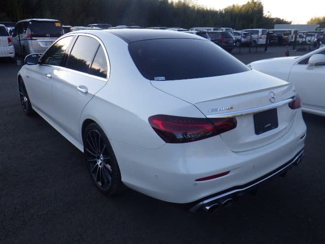 Mercedes Benz AMG E53 3