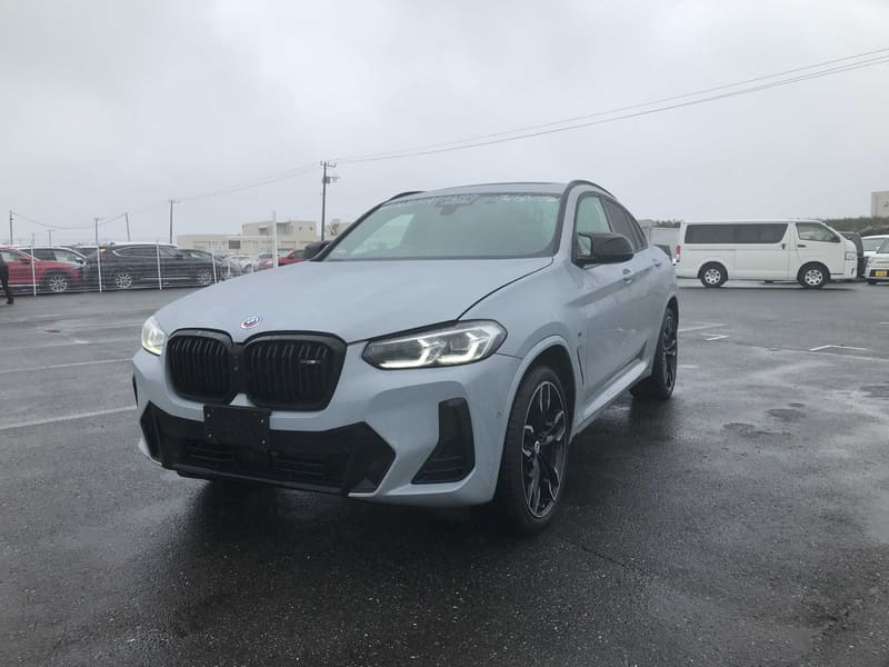 2022 BMW X4