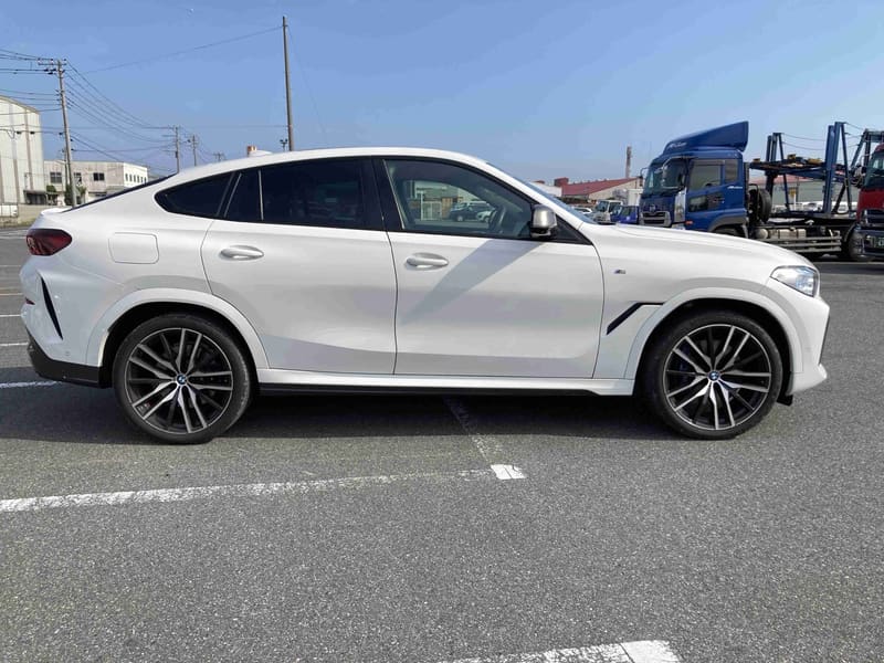 BMW X6 M50i 3
