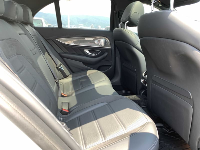 Mercedes Benz AMG E43 6