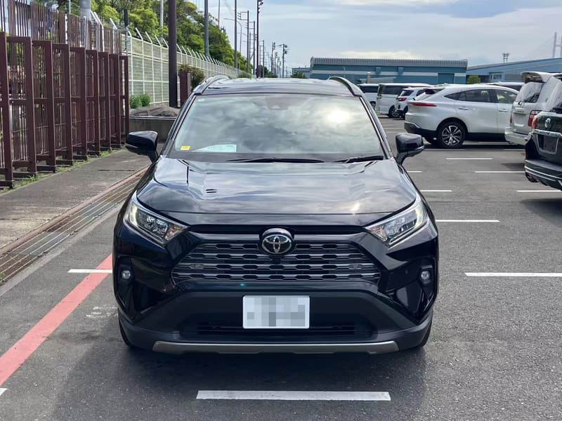 Toyota RAV4 2