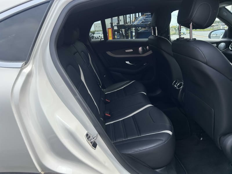 Mercedes Benz AMG GLC63 S 7