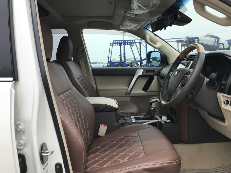 Toyota Land Cruiser Prado 5