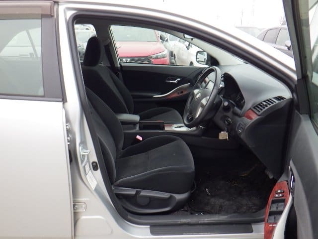 Toyota Allion 7