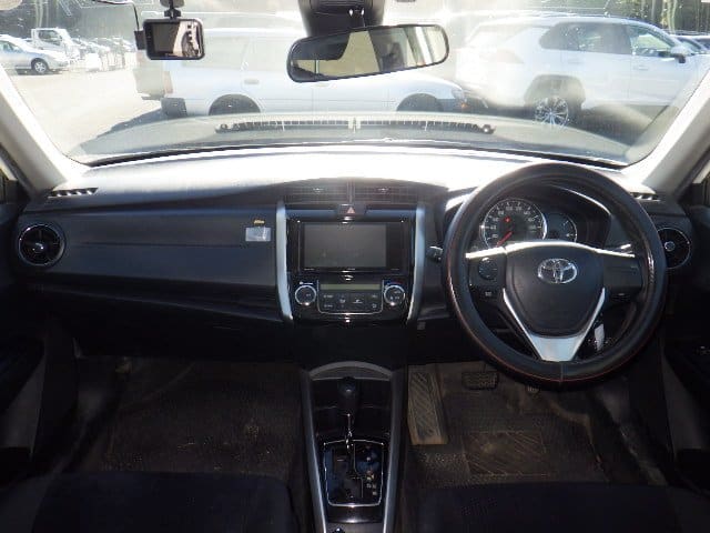 Toyota Corolla Fielder 7