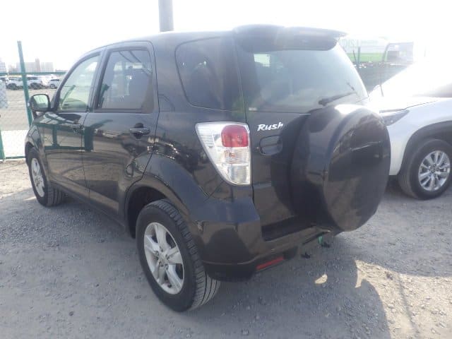 Toyota Rush 3