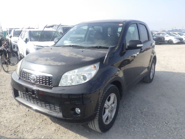 Toyota Rush 4